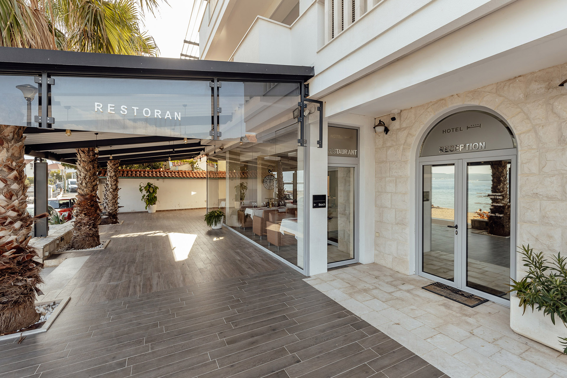 Hotel 784 m² en Bijela, Montenegro