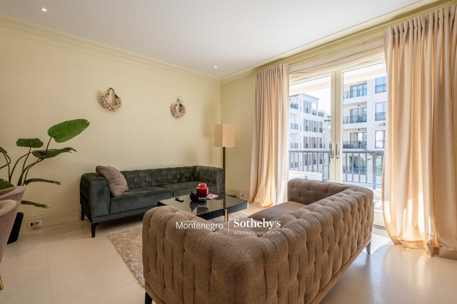 Teuta 2bdr Sea-View Apartment