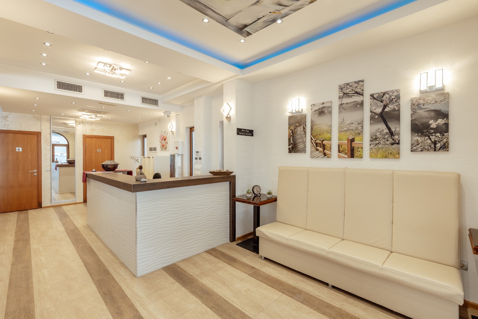 Hotel 784 m² en Bijela, Montenegro