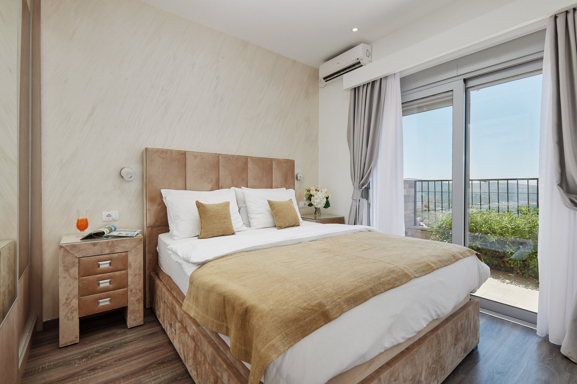 3 bedroom villa 233 m² Kavac, Montenegro