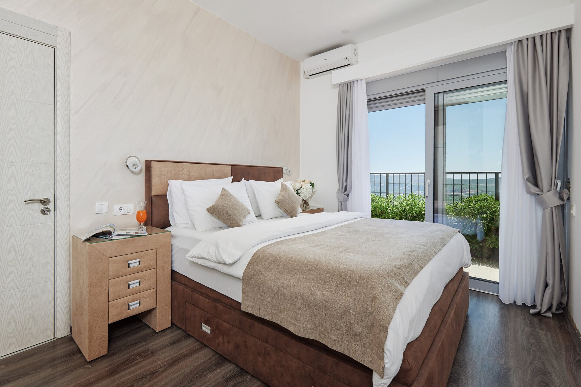 3 bedroom villa 233 m² Kavac, Montenegro