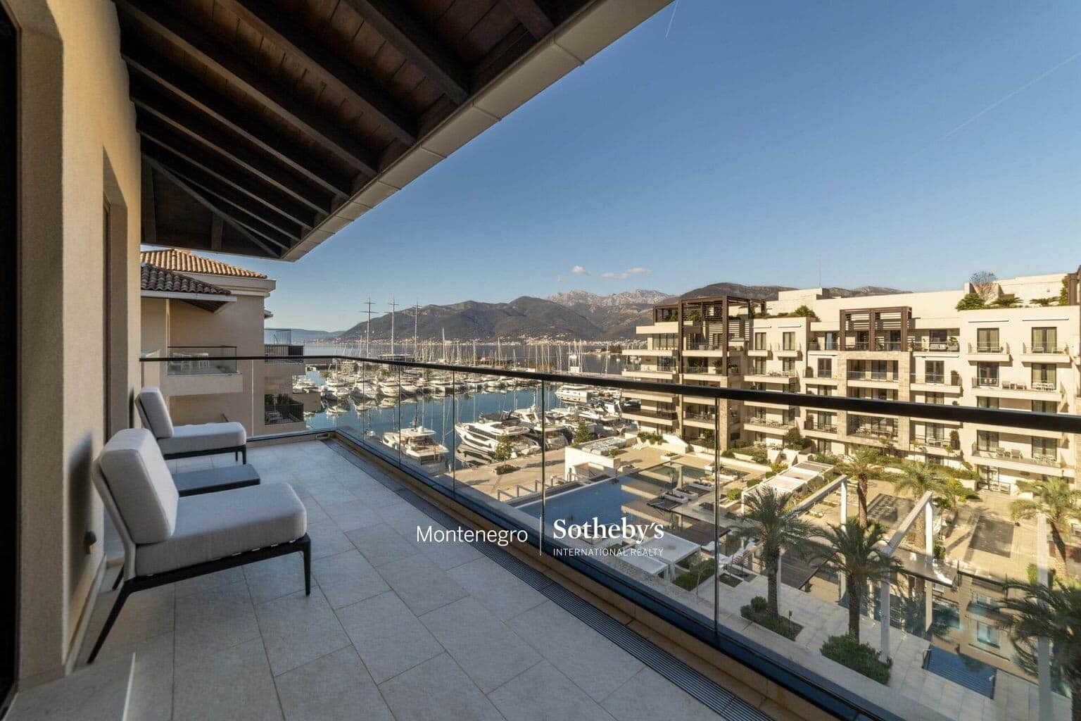 Fresh Look at Exclusive 3 Bedroom Penthouse Aqua
