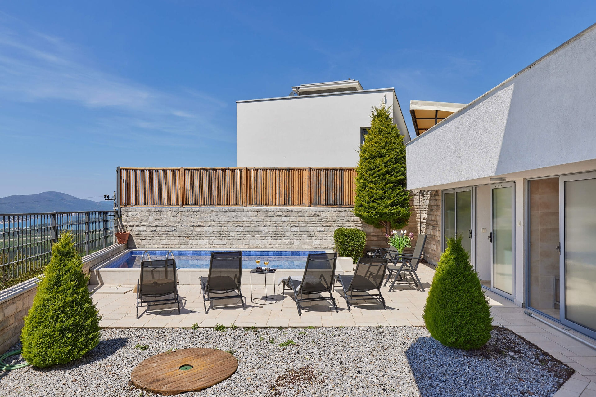 3 bedroom villa 233 m² Kavac, Montenegro