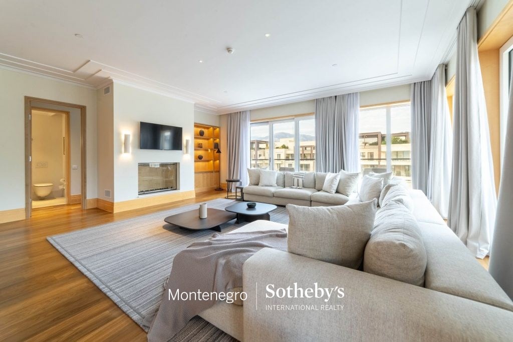 46 Stunning Luxury Penthouse Designs with Sky-High Style