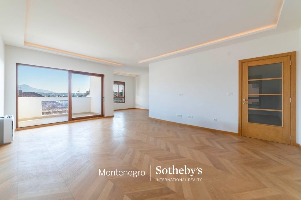 Spacious 3-Bedroom Apartment in Podgorica City Center Sale