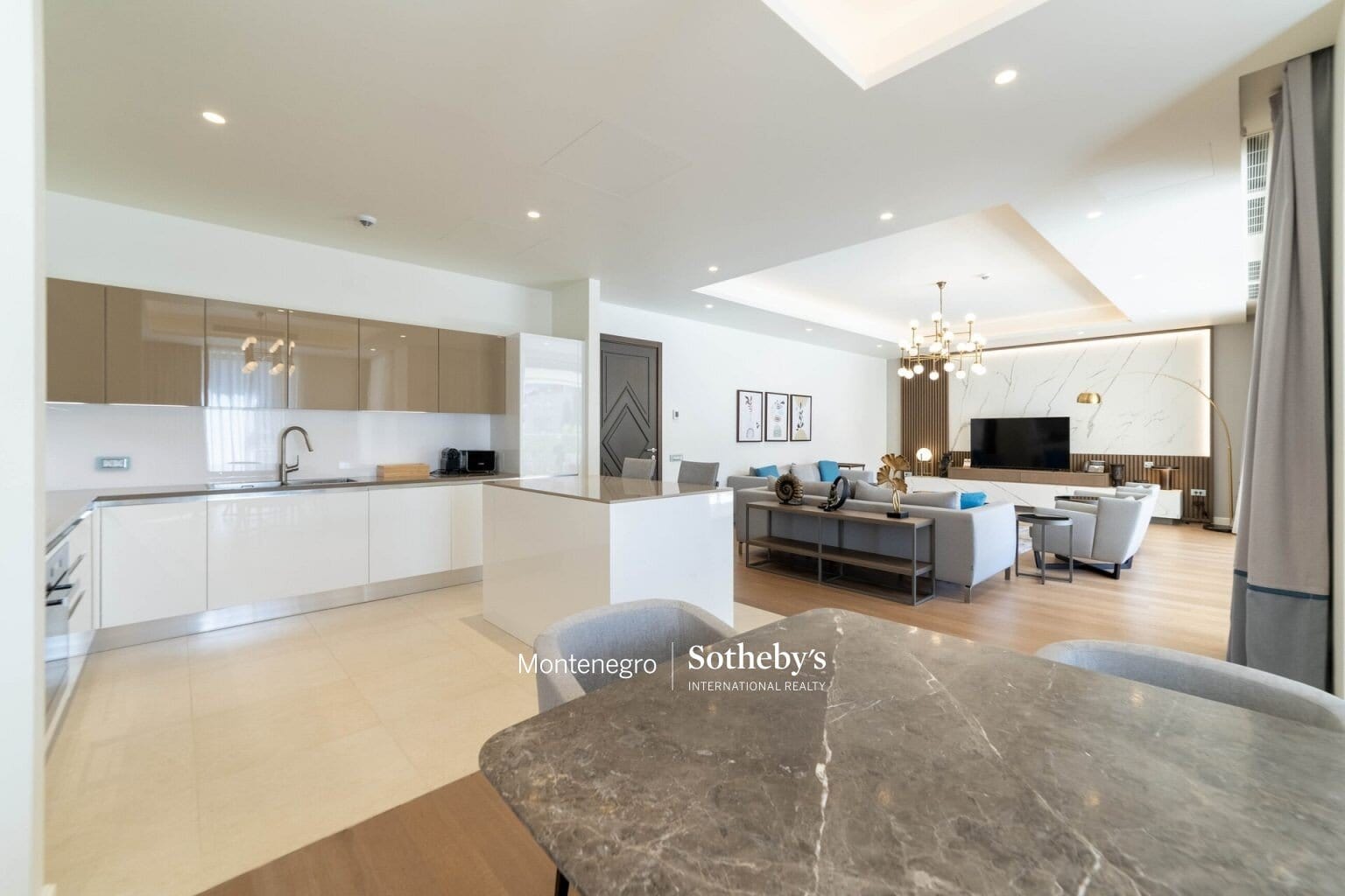 Portonovi Designer Furnished 2bdr Apartment fully furnished