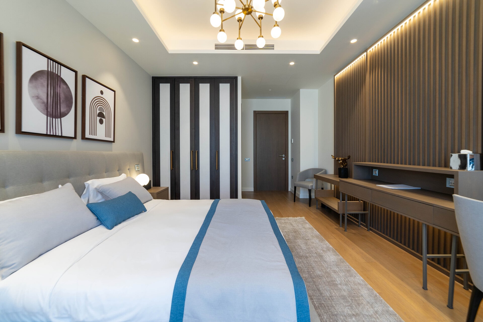 Квартира 4 комнаты 171 м² Кумбор, Черногория