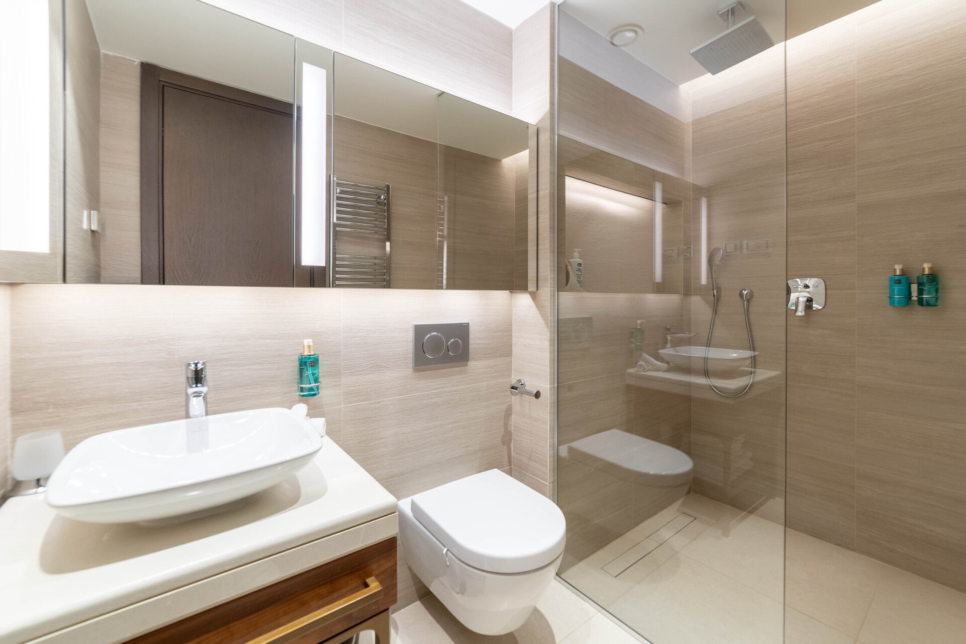 Квартира 4 комнаты 171 м² Кумбор, Черногория