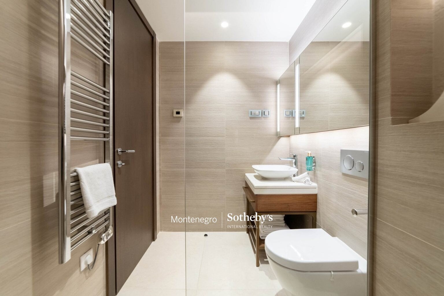Portonovi Designer Furnished 2bdr Apartment fully furnished