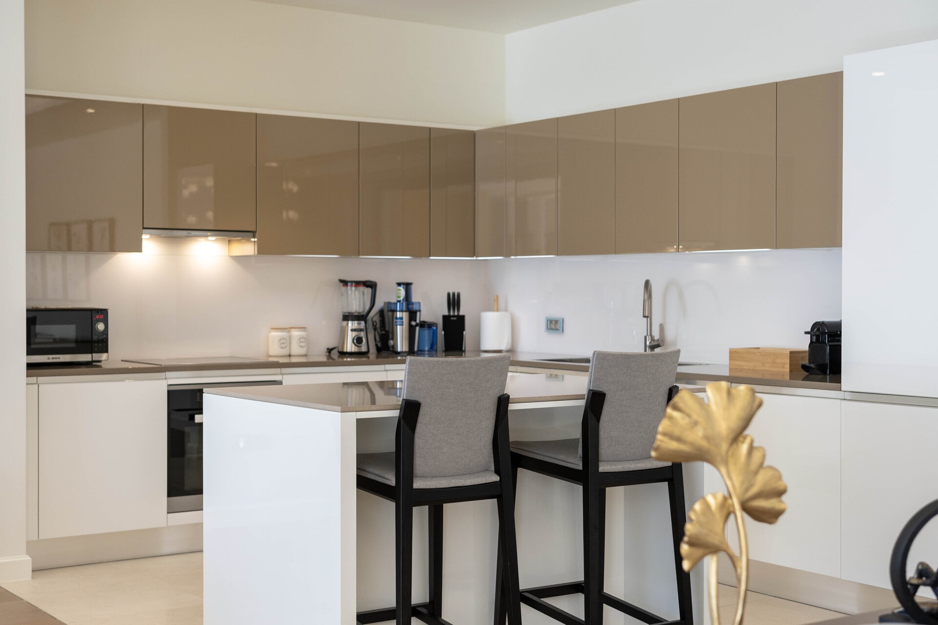 Квартира 4 комнаты 171 м² Кумбор, Черногория