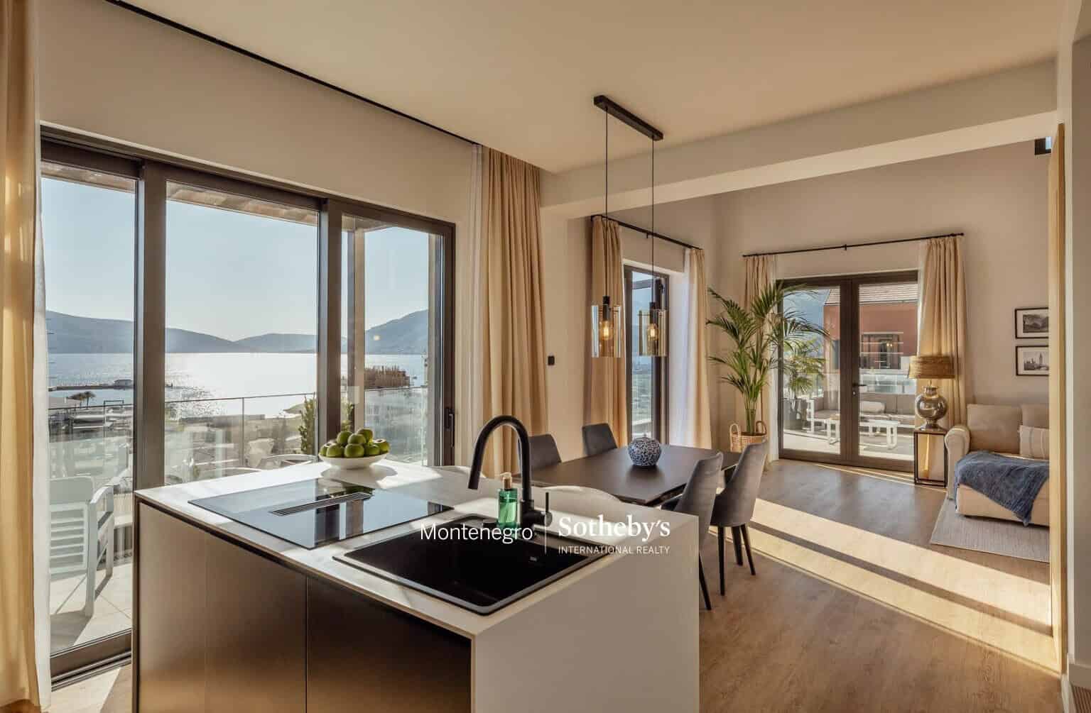 Thea Duplex Penthouse, Boka Place