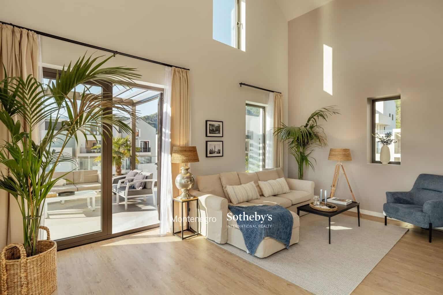 Thea Duplex Penthouse, Boka Place