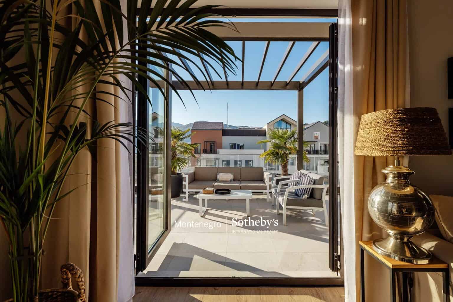 Thea Duplex Penthouse, Boka Place