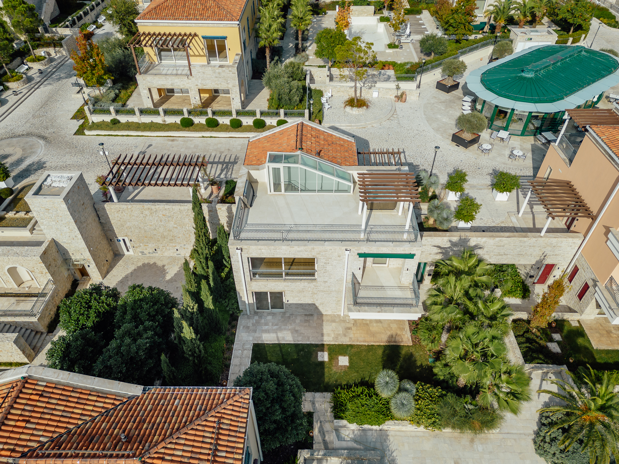 6-Zimmer-Villa 325 m² Kumbor, Montenegro