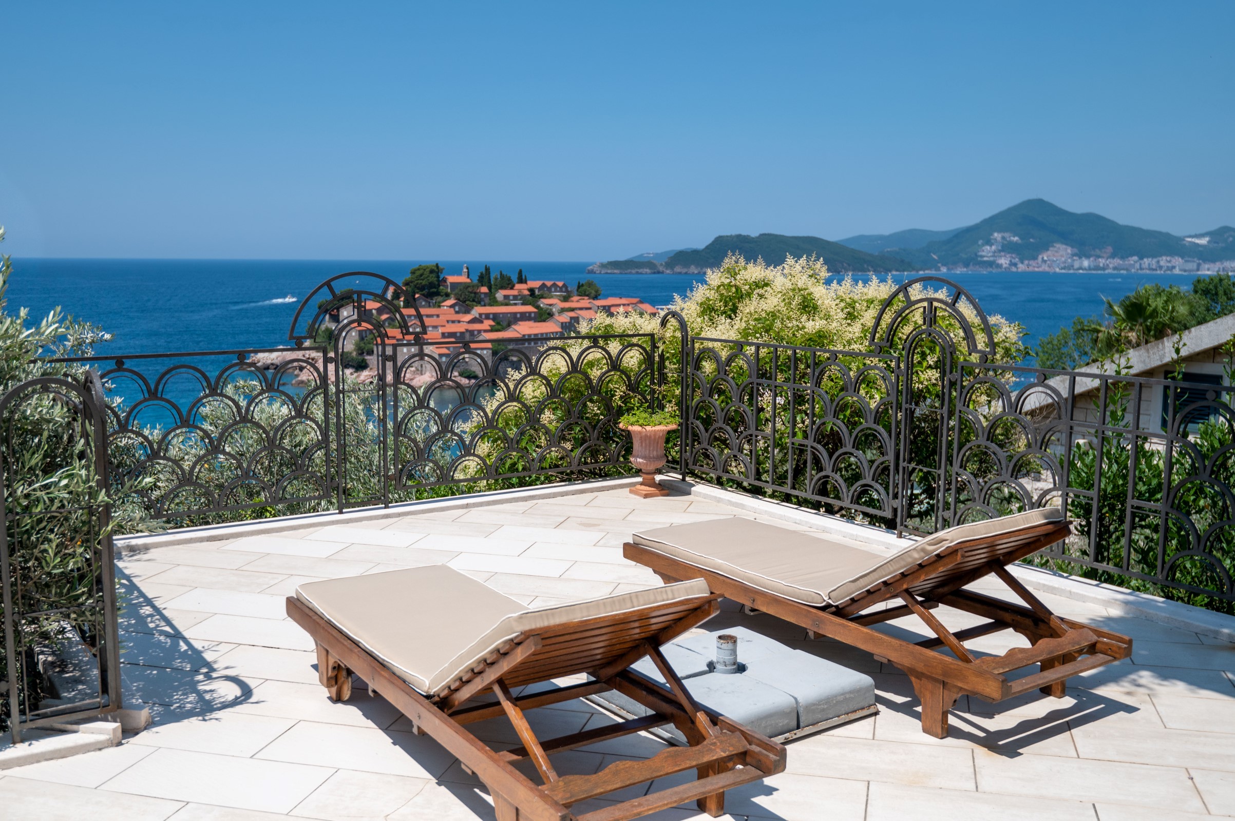 Villa 15 bedrooms 959 m² Sveti Stefan, Montenegro
