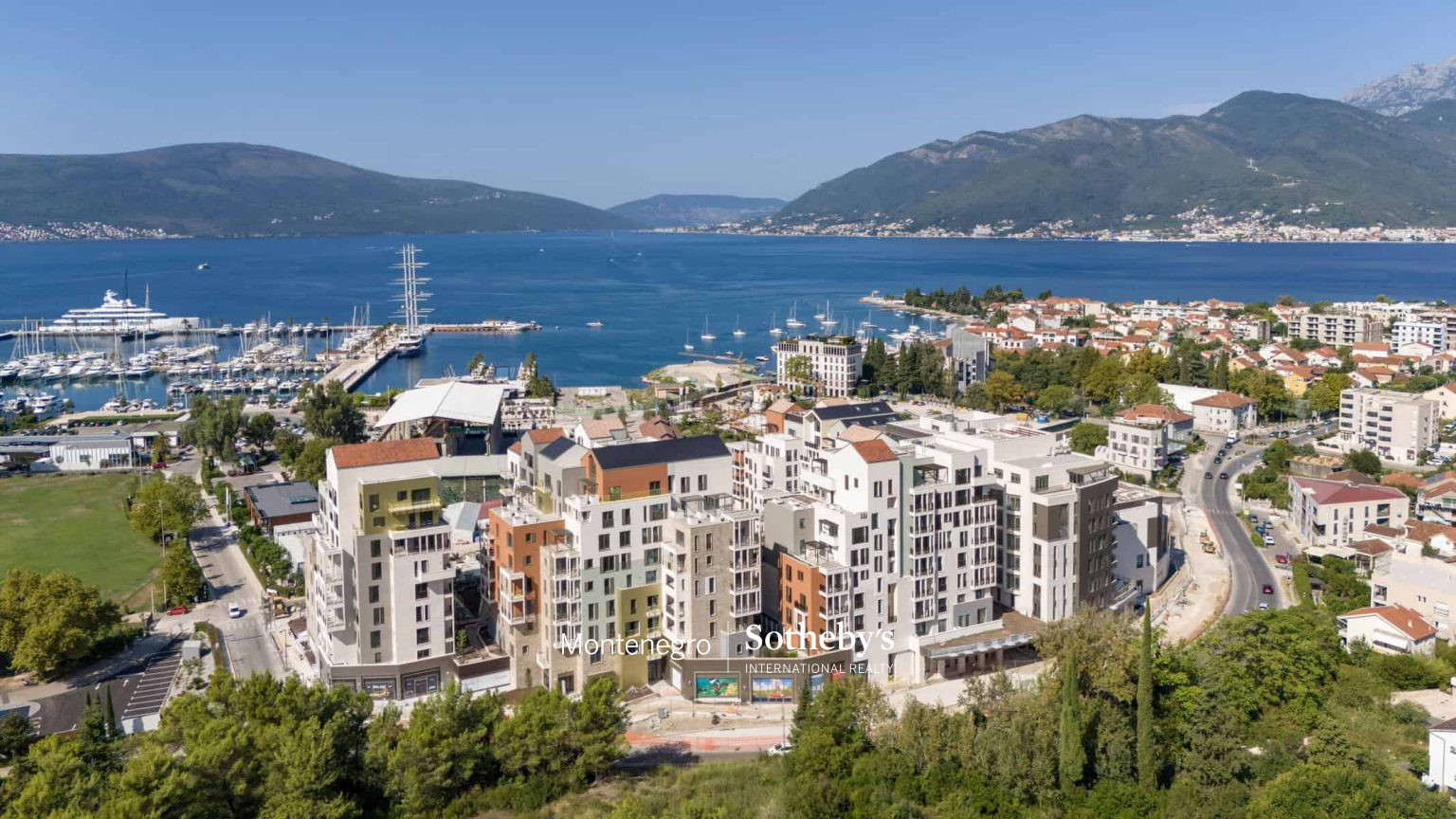 New Alba 1bdr Apartment, Boka Place