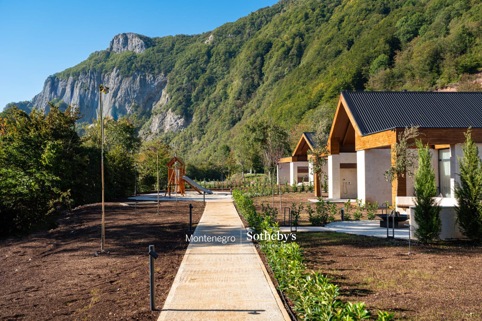 Contemporary Eco Villa Kolasin