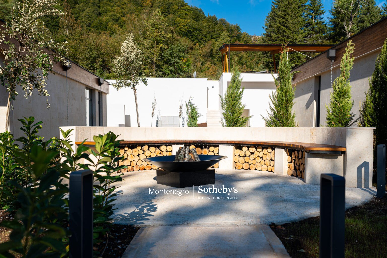 Contemporary Eco Villa Kolasin