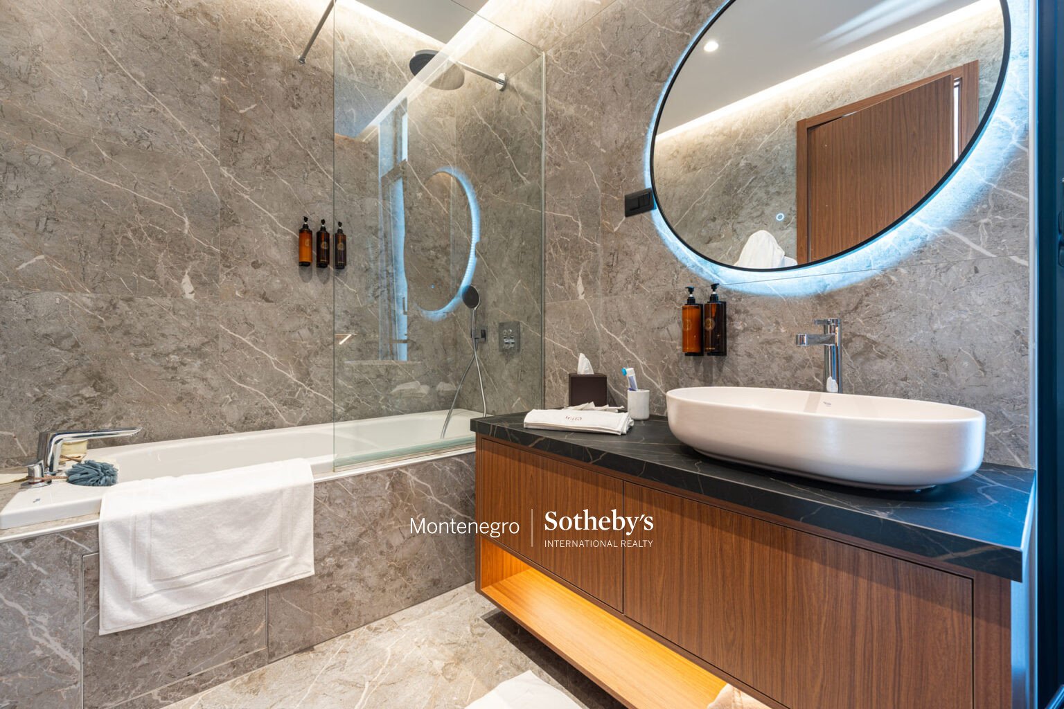 Contemporary Eco Villa Kolasin