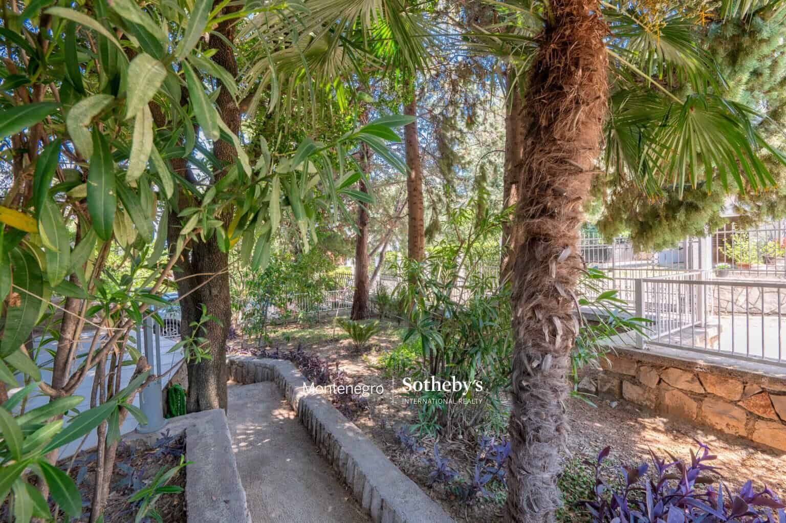 Utjeha 3bdr Sea View House