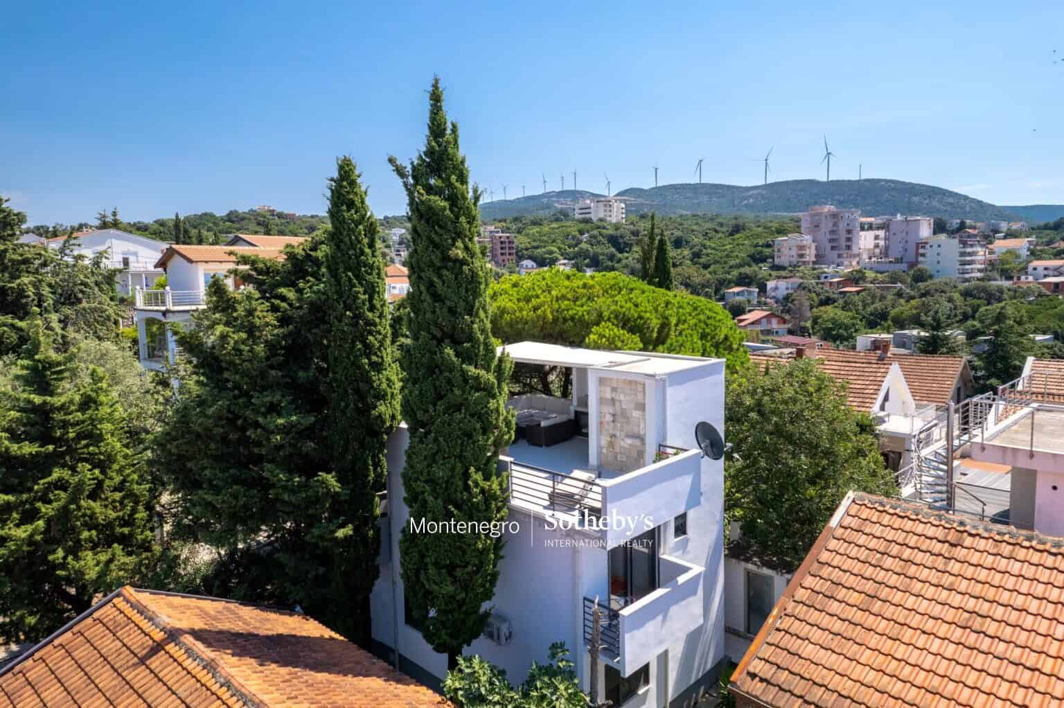 Utjeha 3bdr Sea View House