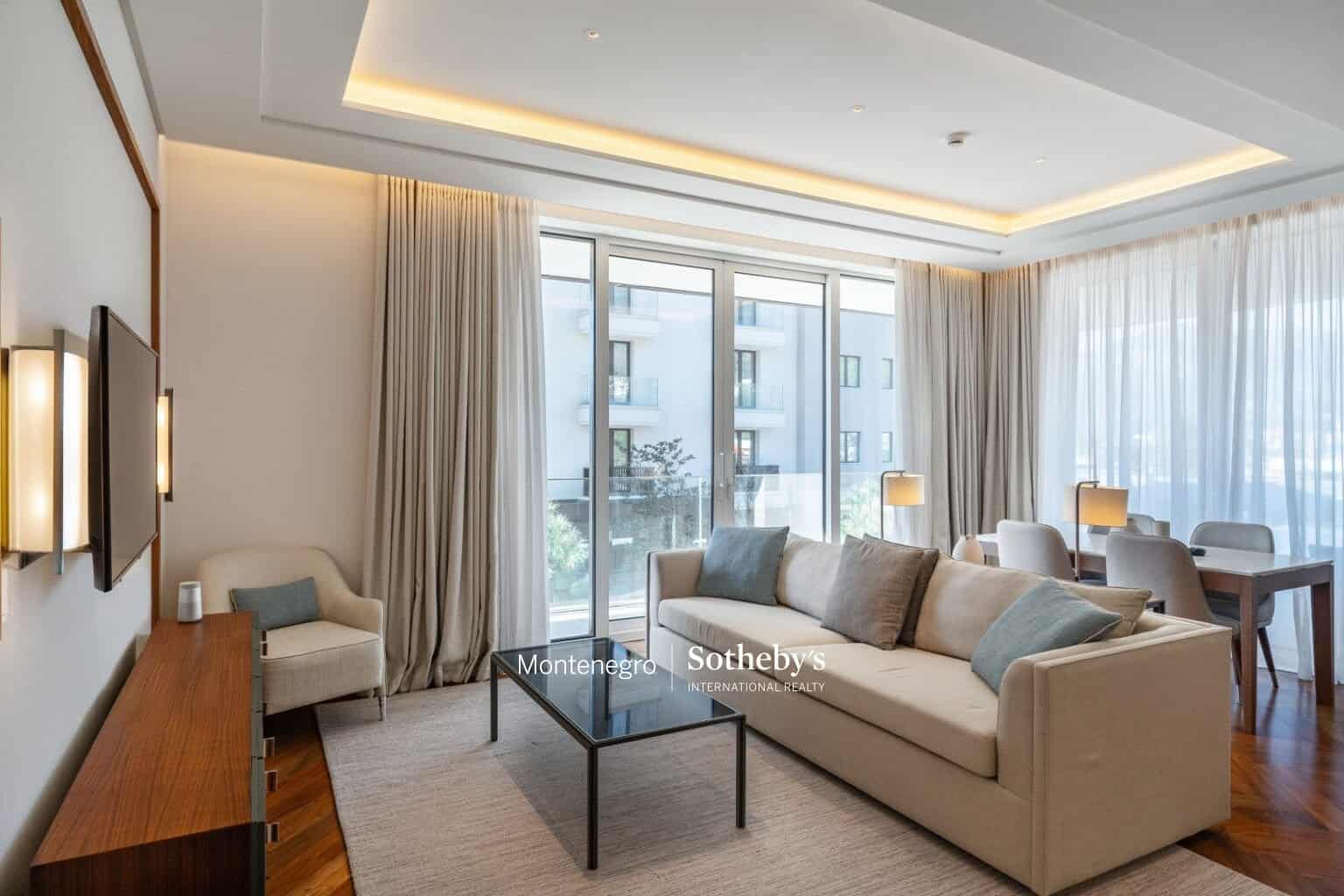 Luxury 1bdr Apartment Elena