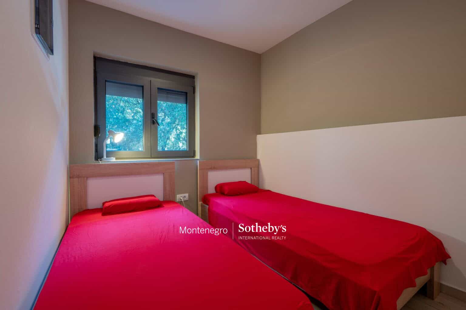 Utjeha 3bdr Sea View House