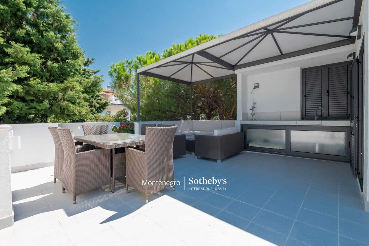 Utjeha 3bdr Sea View House