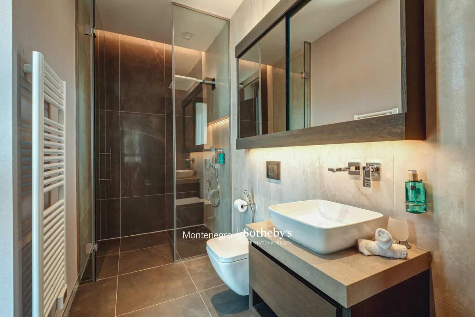Portonovi 3bdr Sky Villa