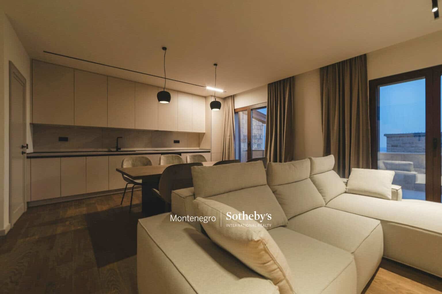 Renovated stone villa Reževići