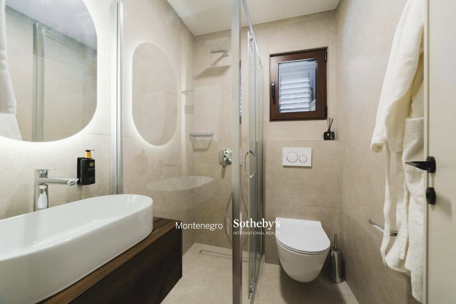 Renovated stone villa Reževići