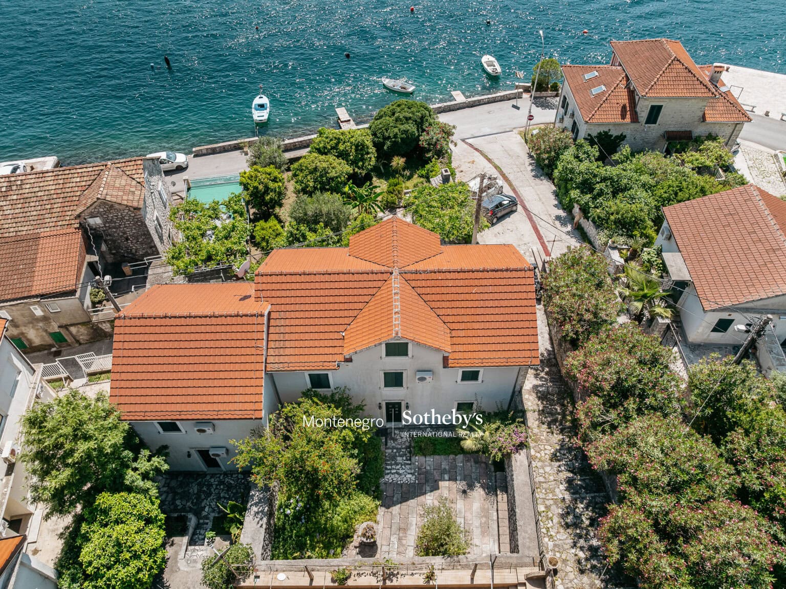 Authentic Stone Villa Lepetane