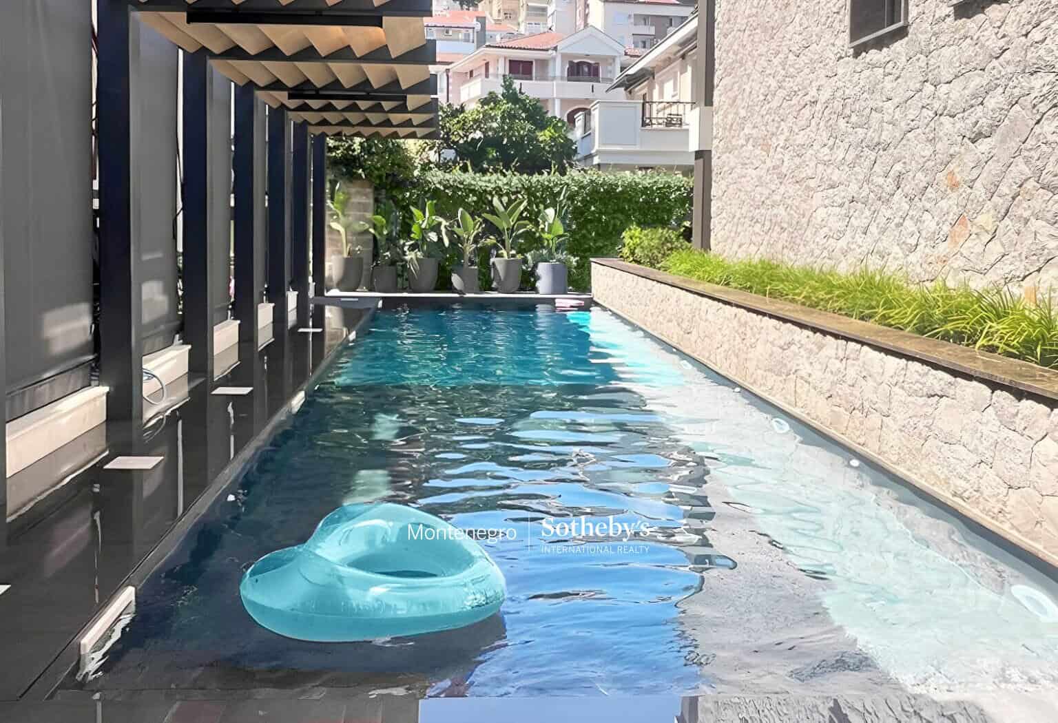 Designer 2-bdr penthouses, Budva, center