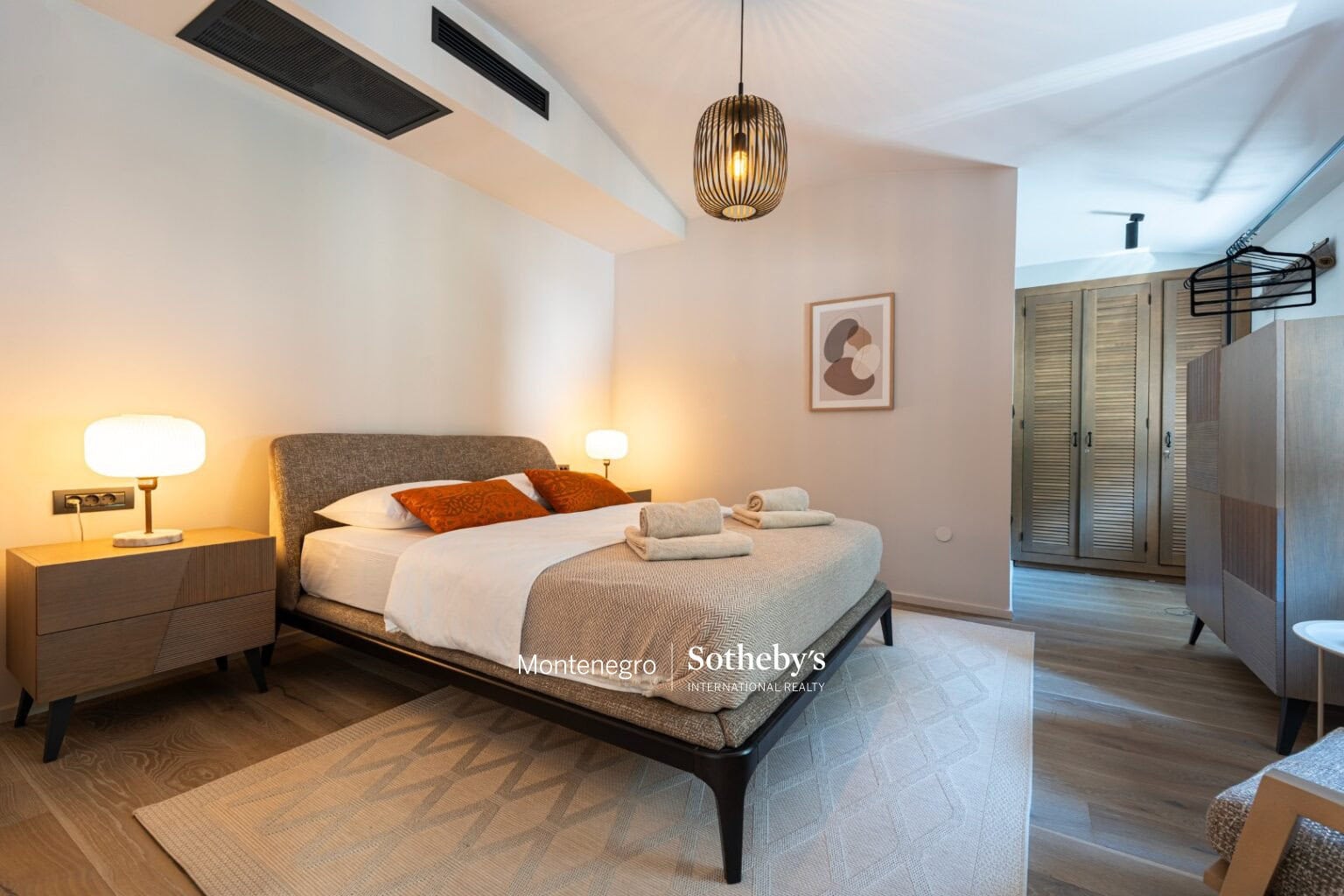 Designer Stone Villa Drobni Pijesak