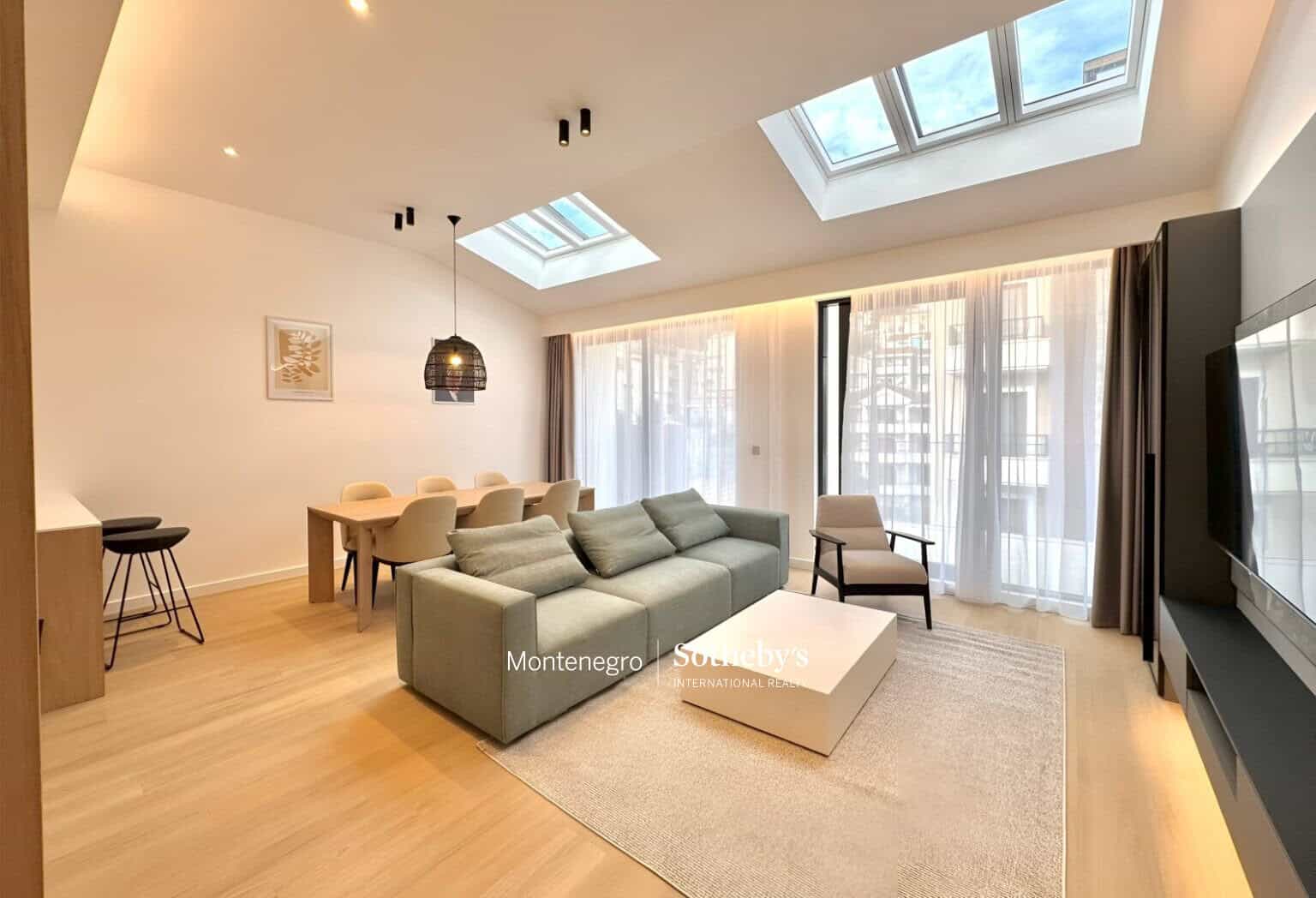 Designer 2-bdr penthouses, Budva, center