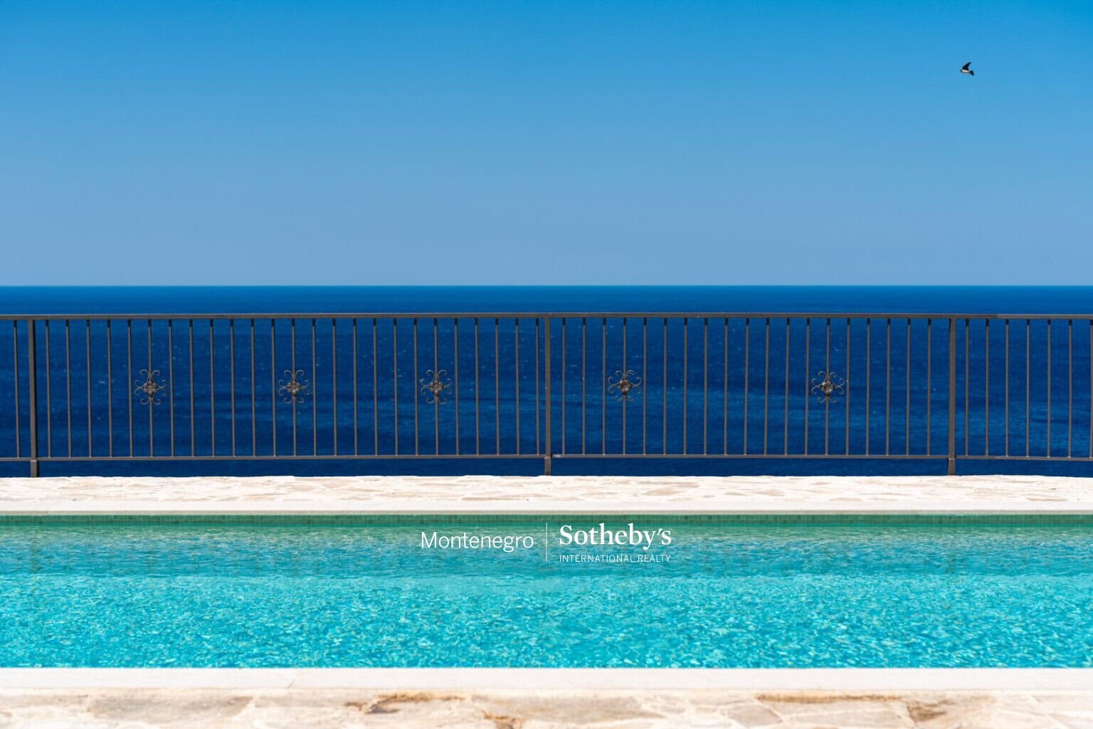 Designer Stone Villa Drobni Pijesak
