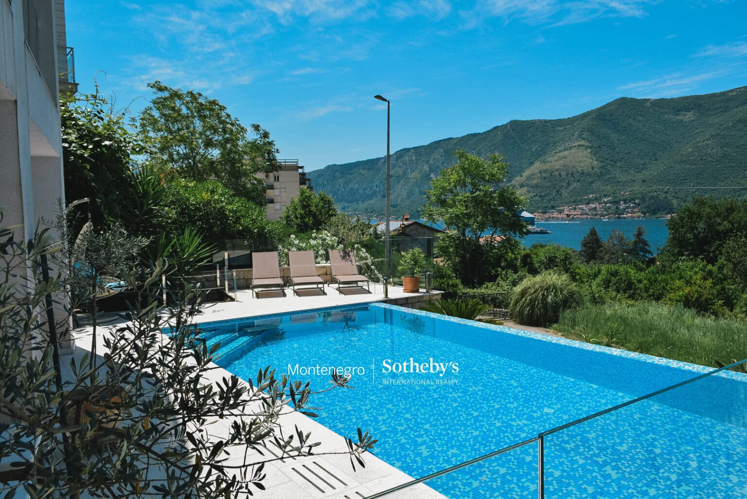 Luxury  Family 6bdr Villa Dobrota