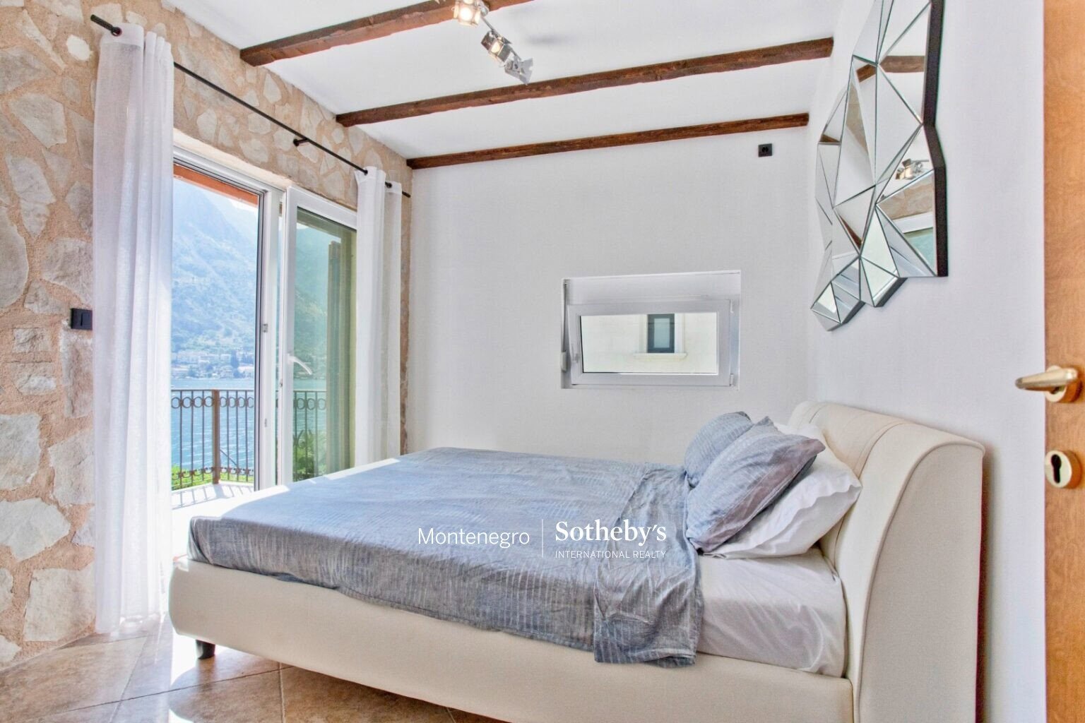 Waterfront house Muo, Kotor