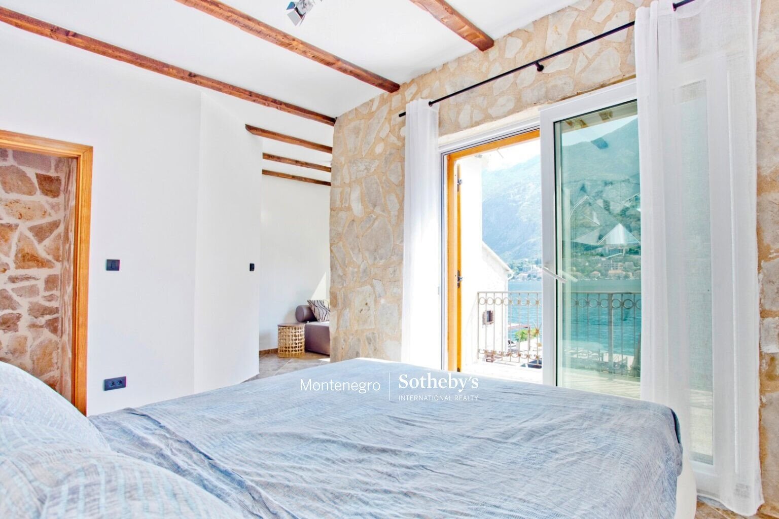 Waterfront house Muo, Kotor