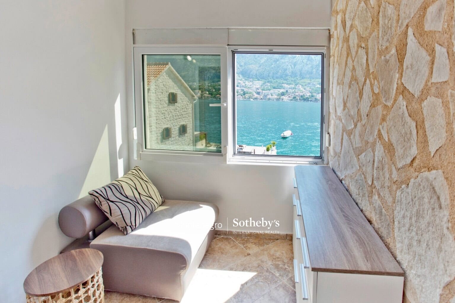 Waterfront house Muo, Kotor
