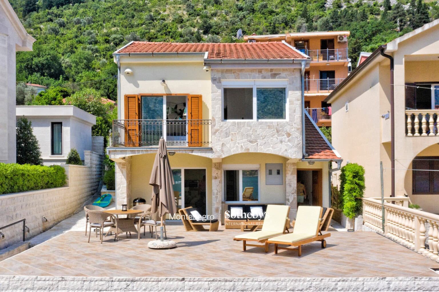 Waterfront house Muo, Kotor