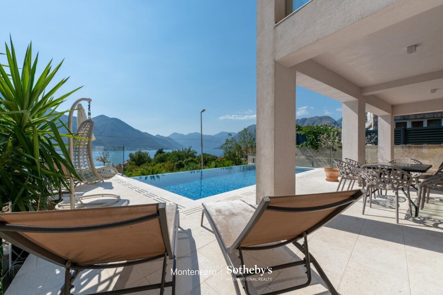 Luxus-Familienvilla Dobrota mit 6 Schlafzimmern