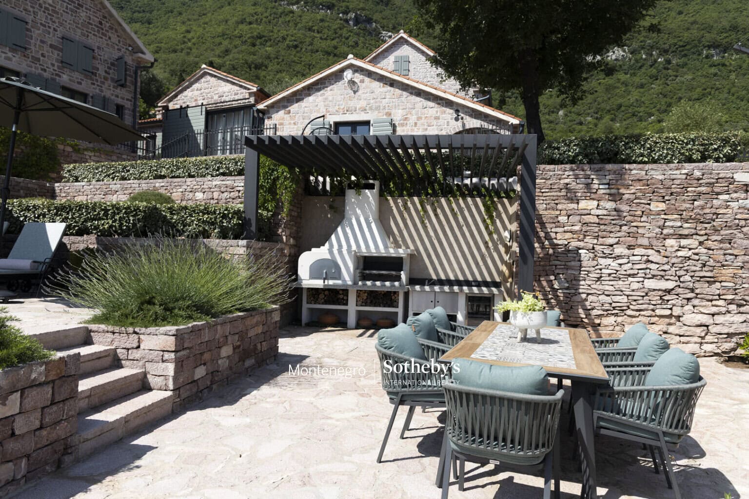 Historical Estate With Private Pool, Tivat