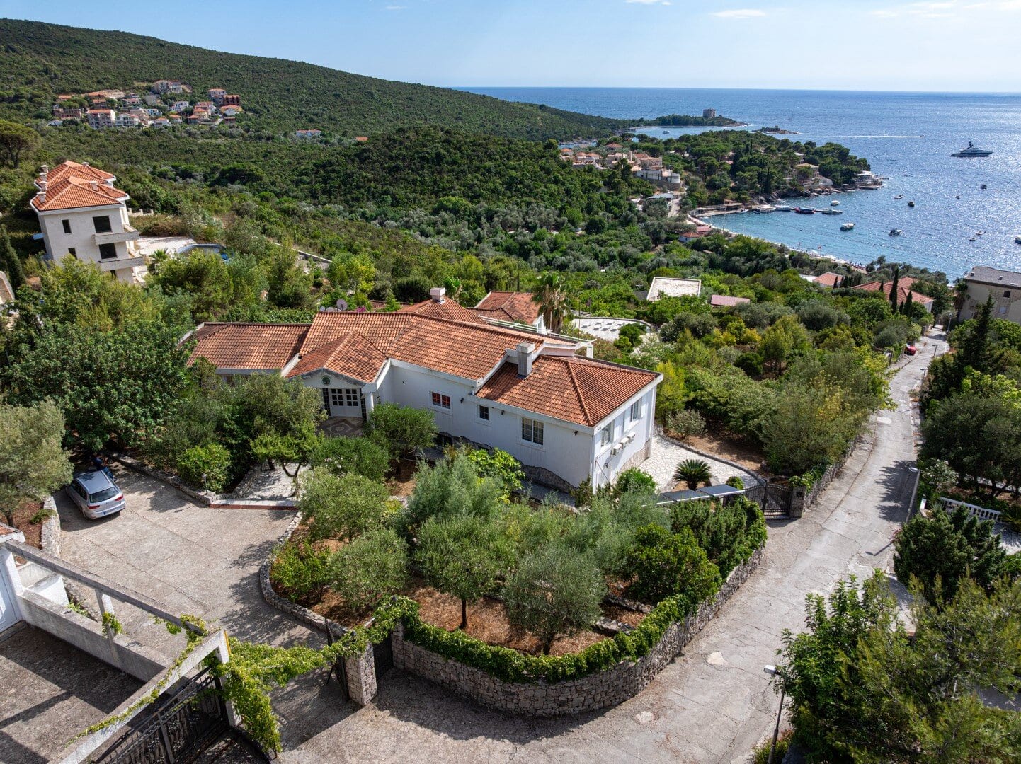 Zanjice Villa Estate