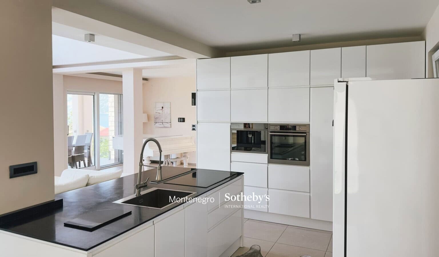 Luxury  Family 6bdr Villa Dobrota