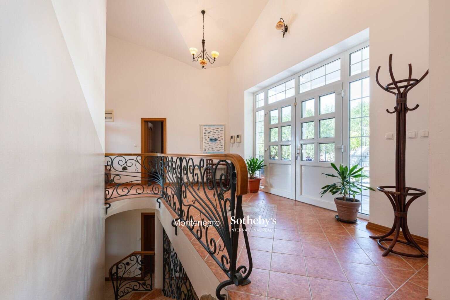 Zanjice Villa Estate