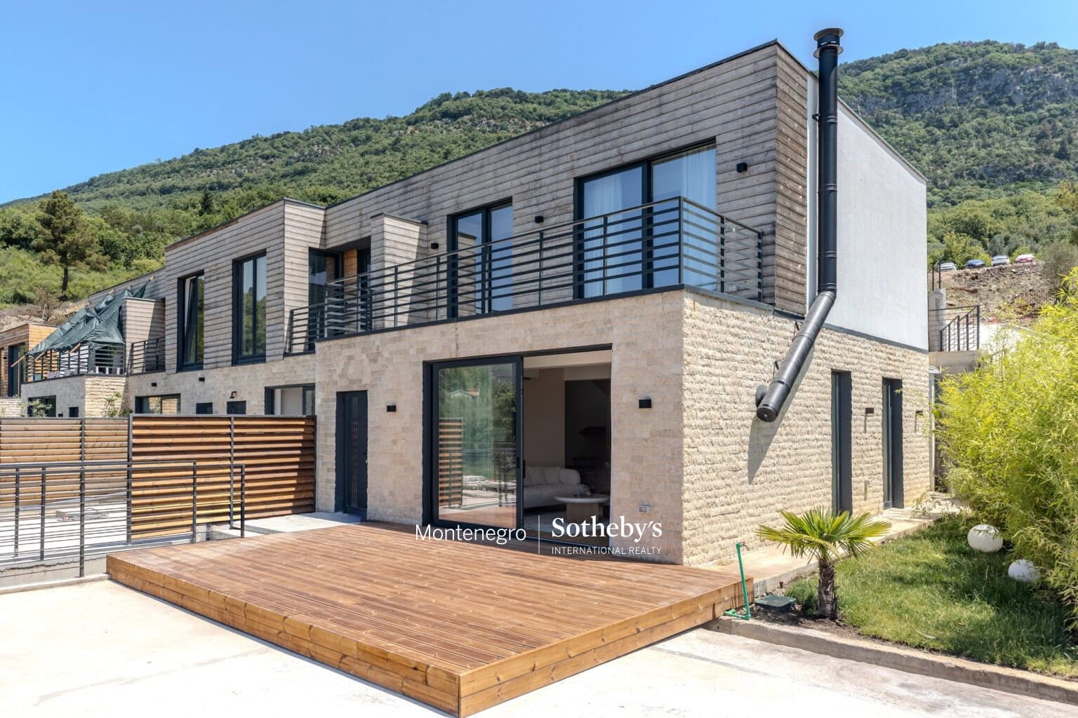 New 2bdr Sea View Townhouse