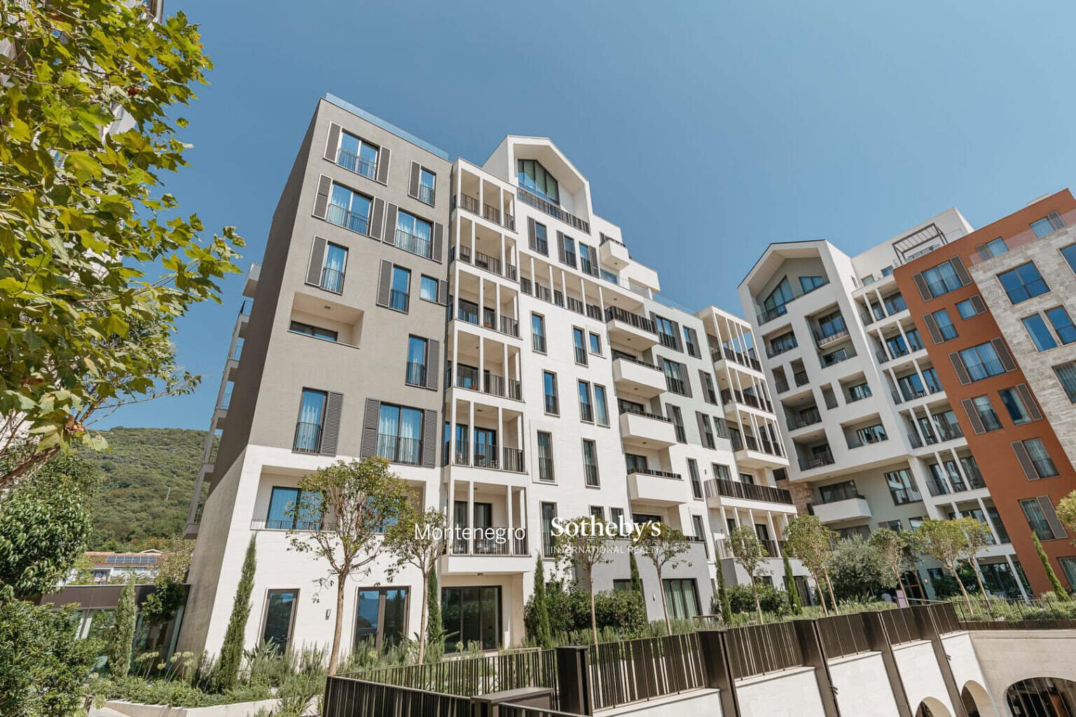 Ostro Penthouse, Boka Place
