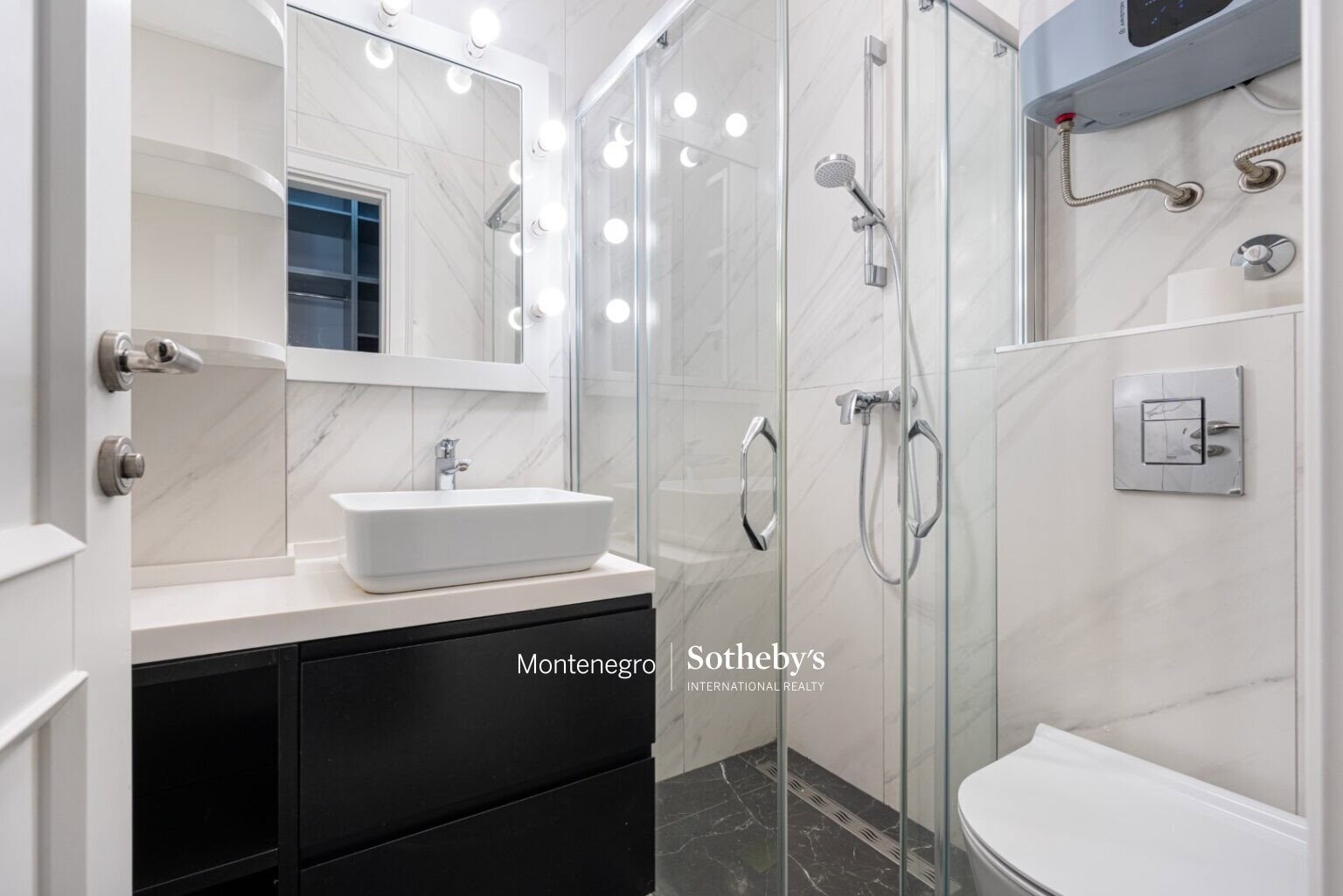 Furnished 2bdr Sea-view Apartment Dobrota