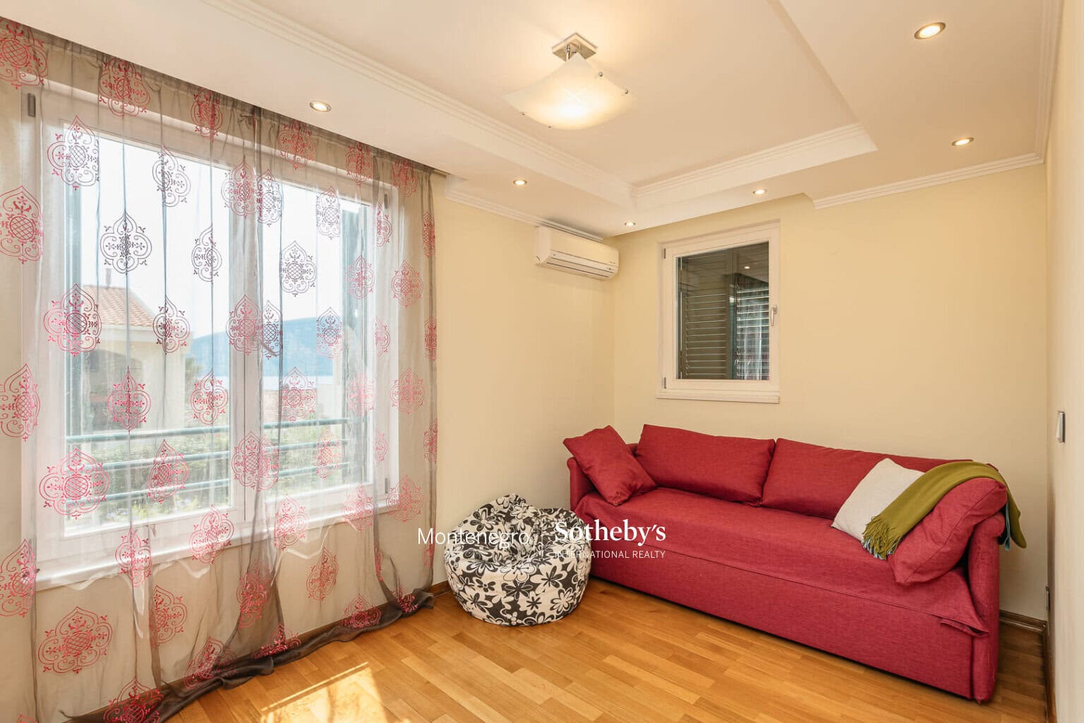 Duplex Apartment in Energoprojekt Complex